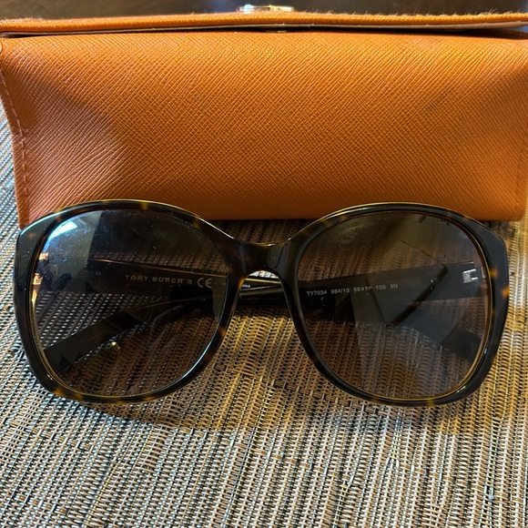 Tory Burch Tortoise Sunglasses - Picture 2 of 10